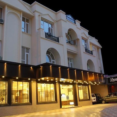 كاترا Hotel Maharaja المظهر الخارجي الصورة