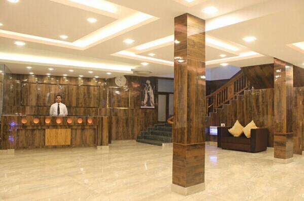 كاترا Hotel Maharaja المظهر الخارجي الصورة