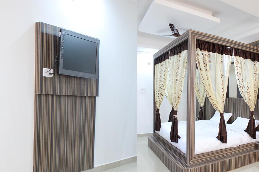 كاترا Hotel Maharaja الغرفة الصورة